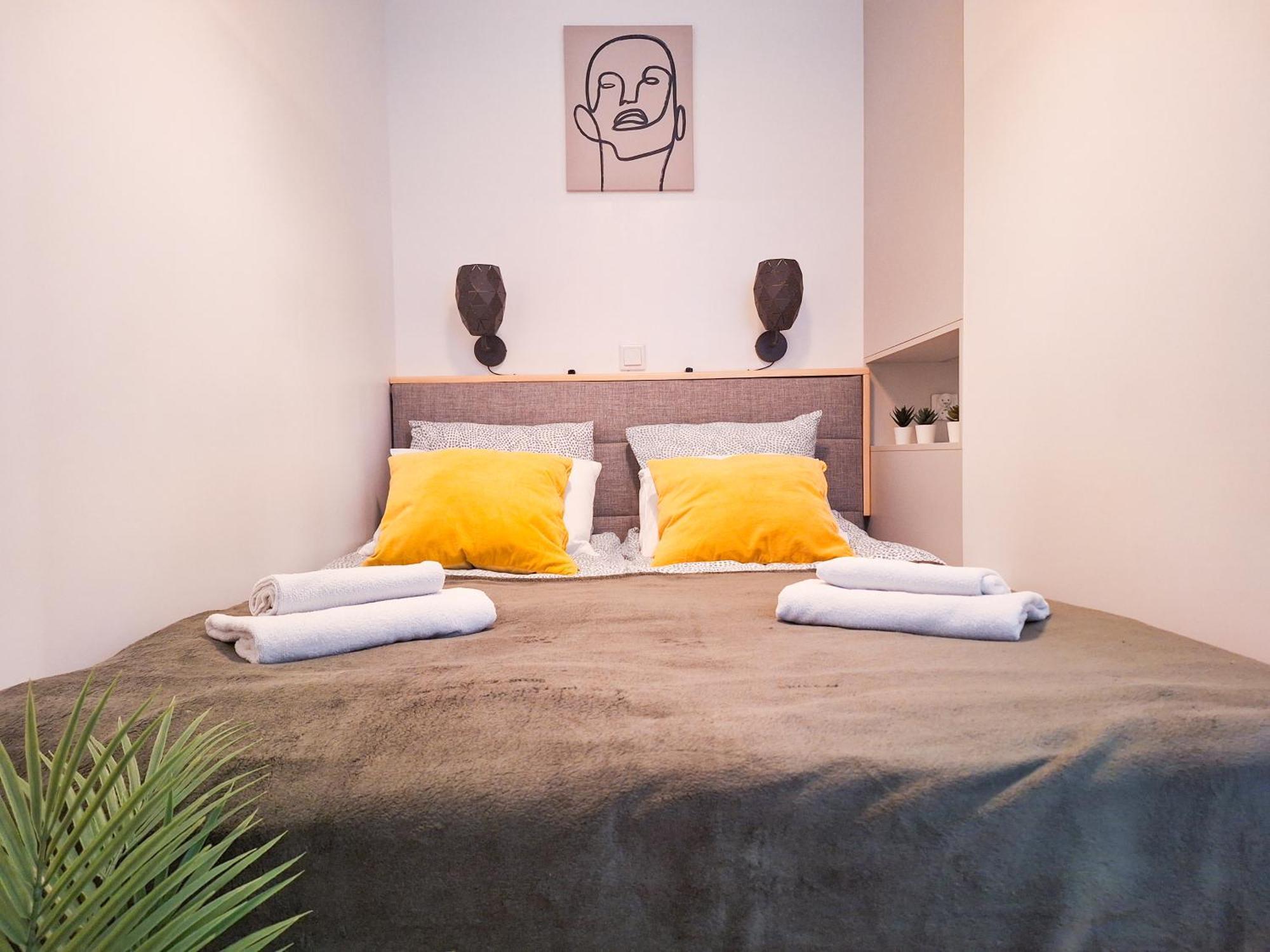 Cozy Studio For Couples - Cracow City Heart คราคูฟ ภายนอก รูปภาพ
